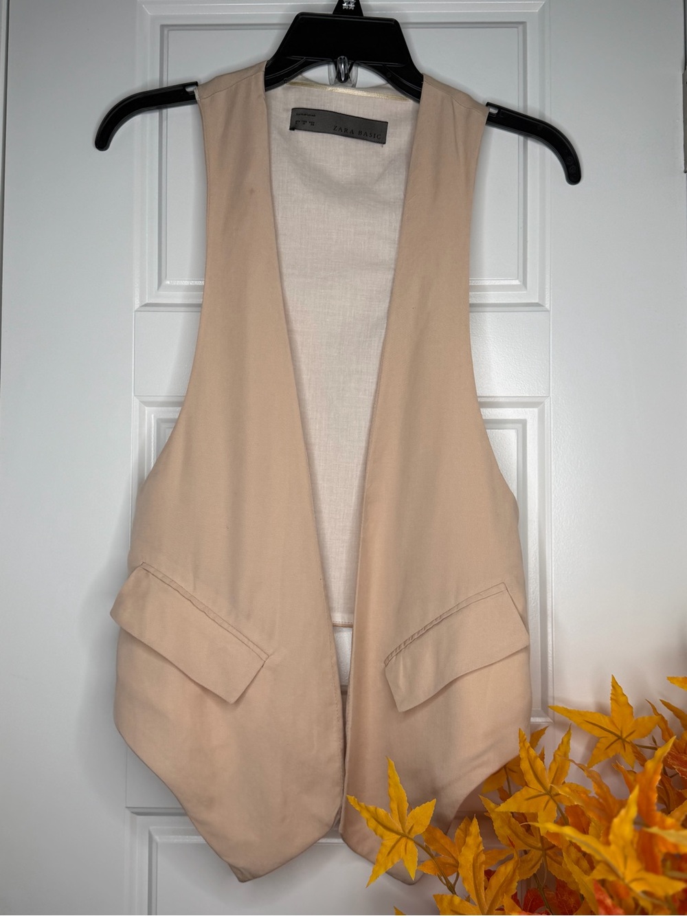 Zara Beige Sleeveless Vest